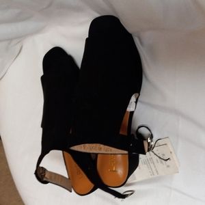 Laikajindun Black Women's Shoes Low Heels Size 7.5 Toe/Back Out Ankle Strap NWT